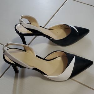 Size 6 nine West pumps